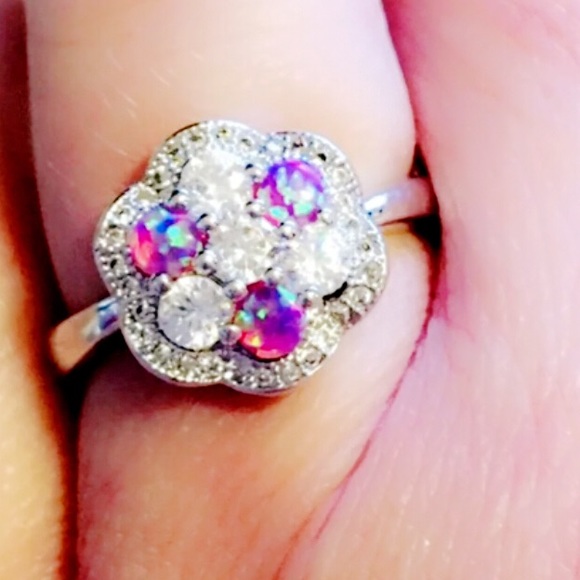 BRAND NEW.925 STERLING WHITE/PINK OPAL RING - Picture 5 of 8